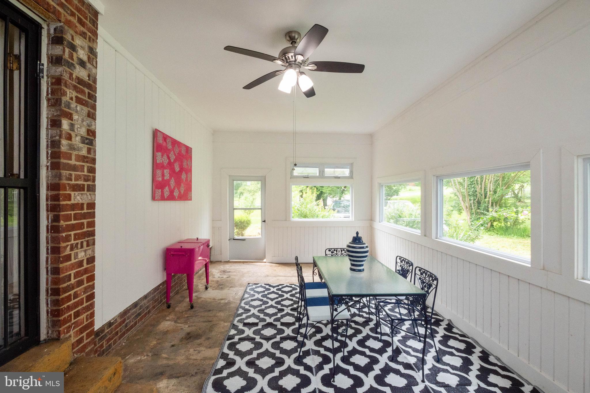 SUNNY ACRES - Residential