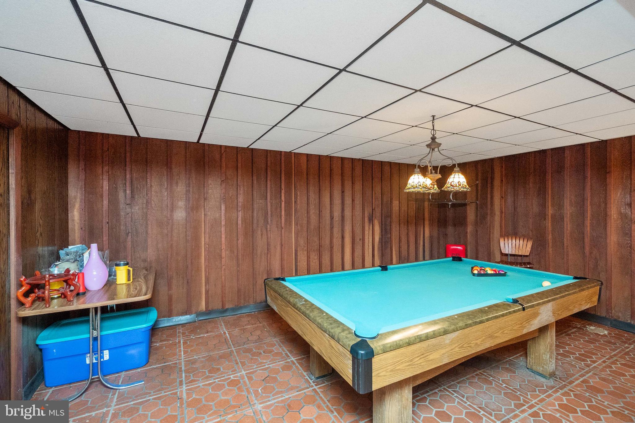 SUNNY ACRES - Residential