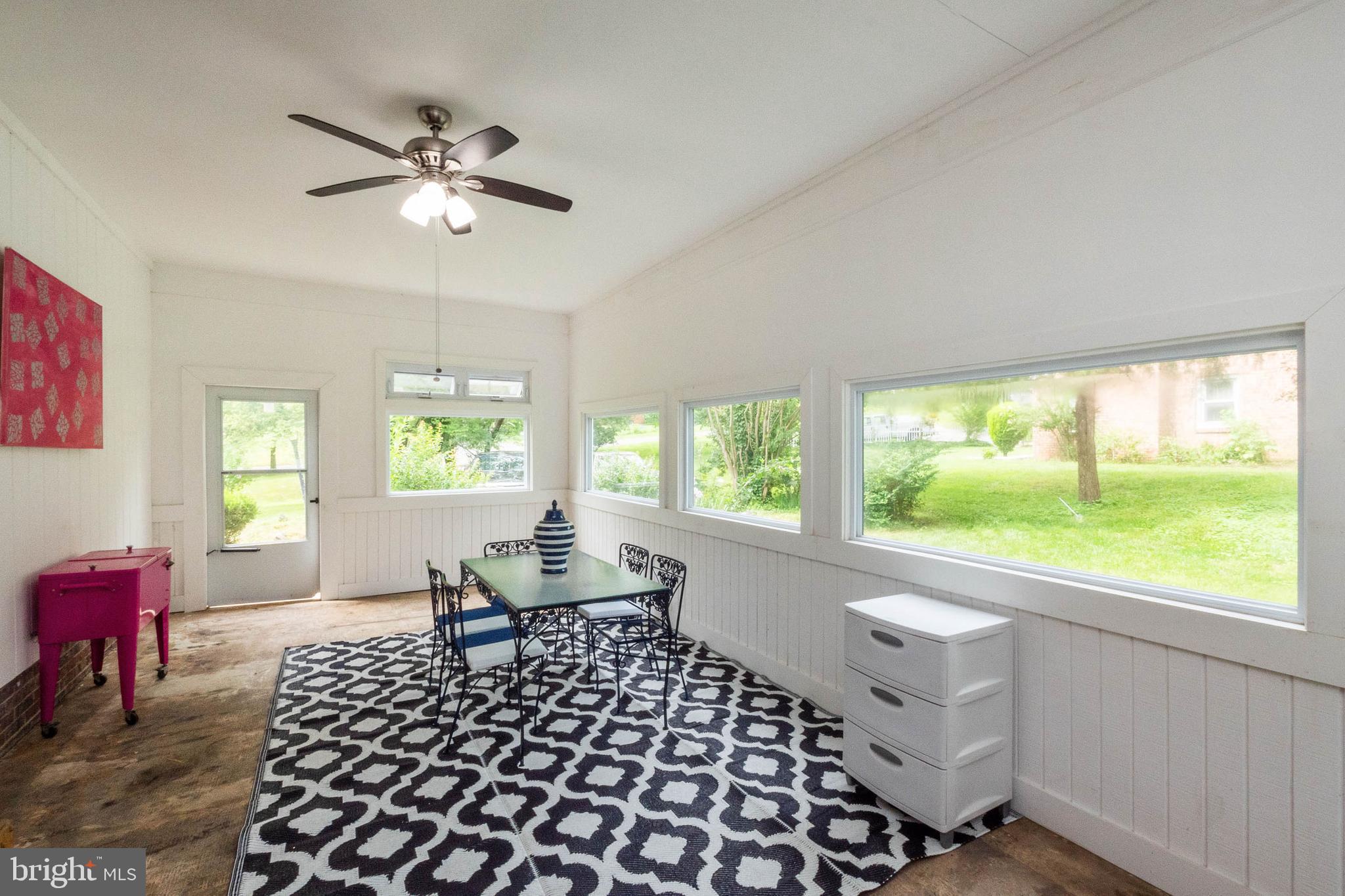 SUNNY ACRES - Residential