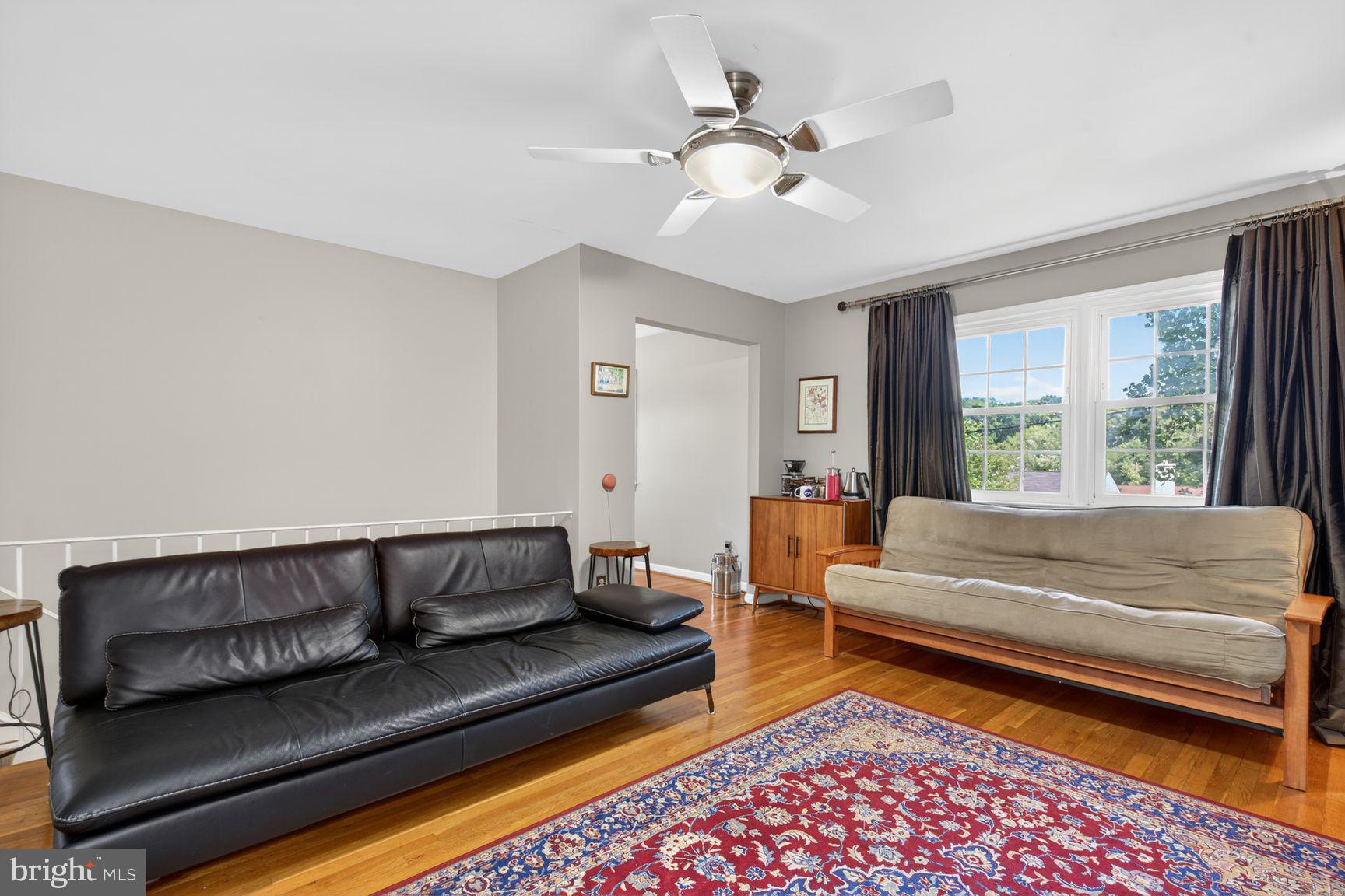 2422 PARKWAY