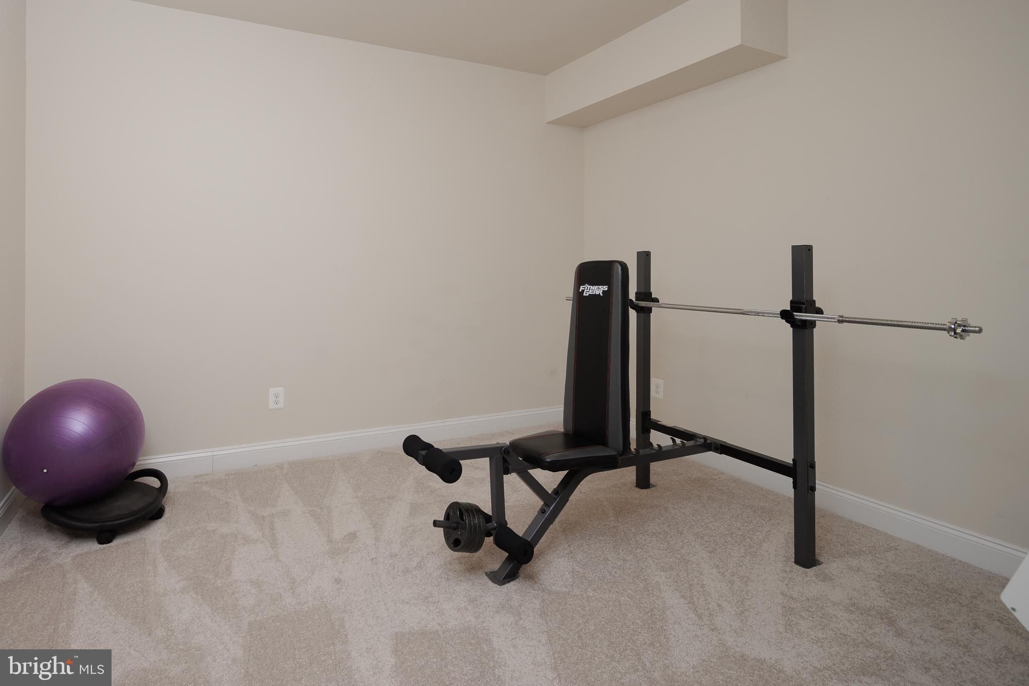 DOMINION VALLEY COUNTRY CLUB - Residential