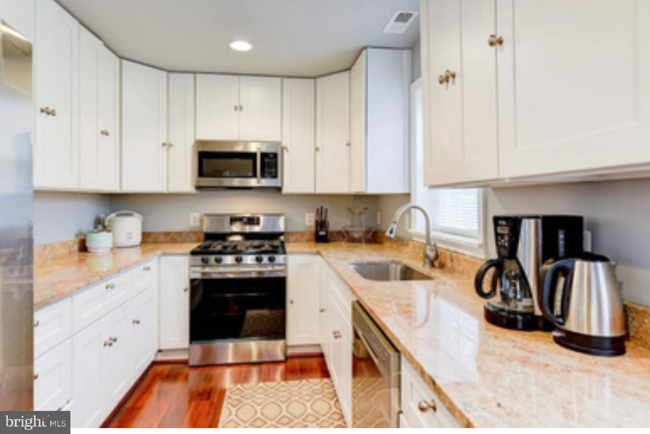 2700 ARLINGTON BOULEVARD