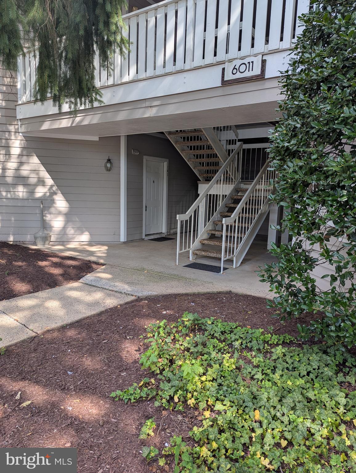 SANDERLING CONDO - Residential Lease