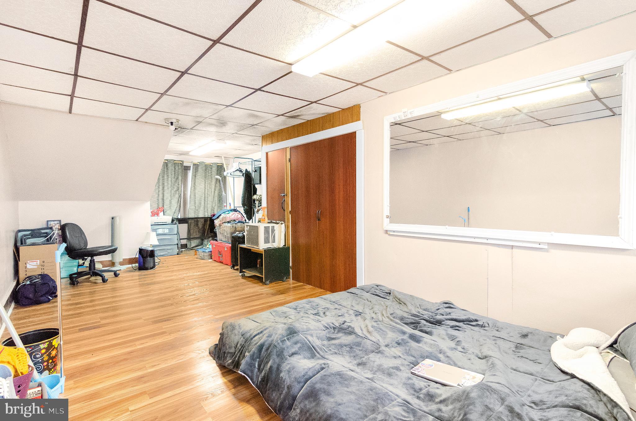 NORTHEAST READING - Residential