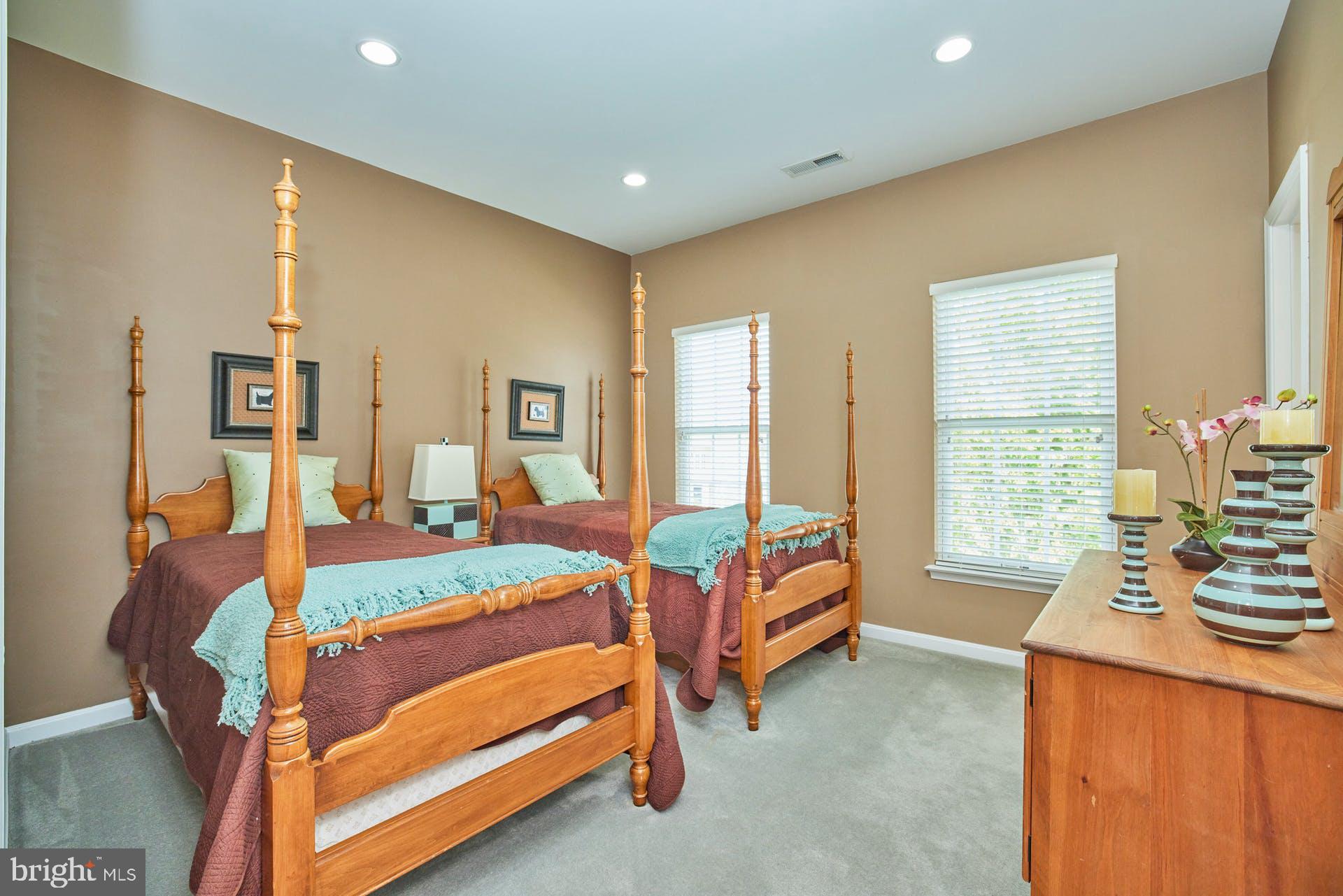 PEMBROOKE           PH 2 - Residential