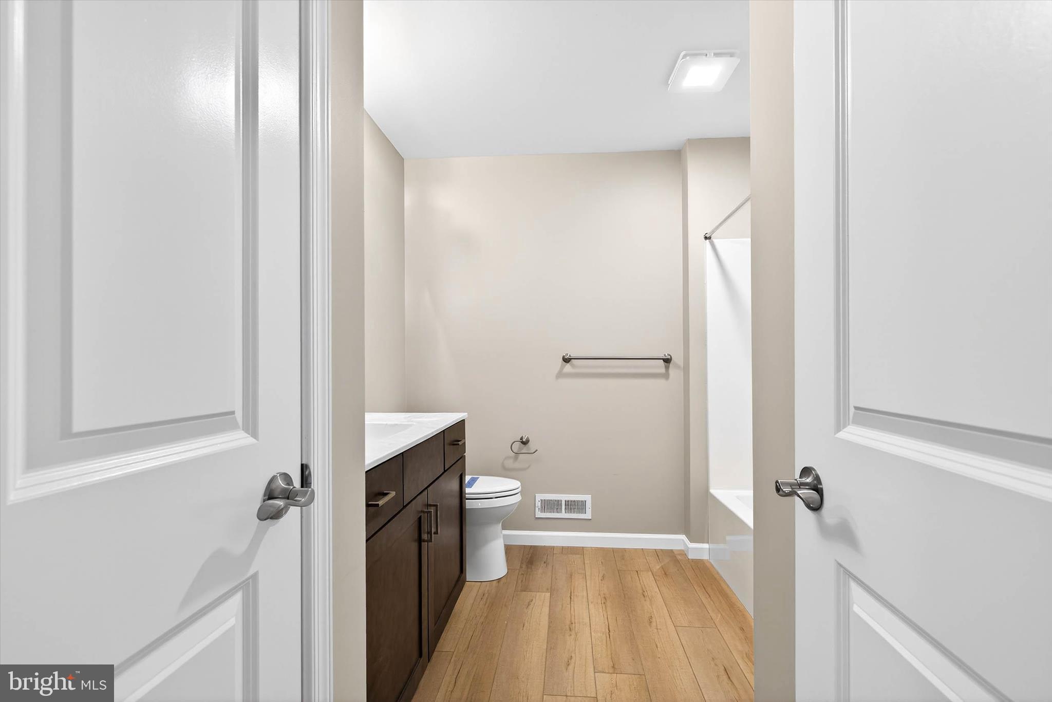 SOUTHERN VILLAGE - Residential