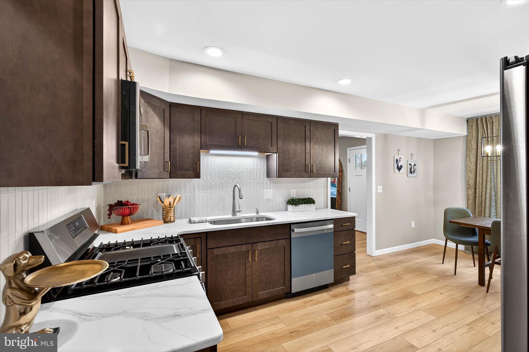 SOUTHERN VILLAGE - Residential