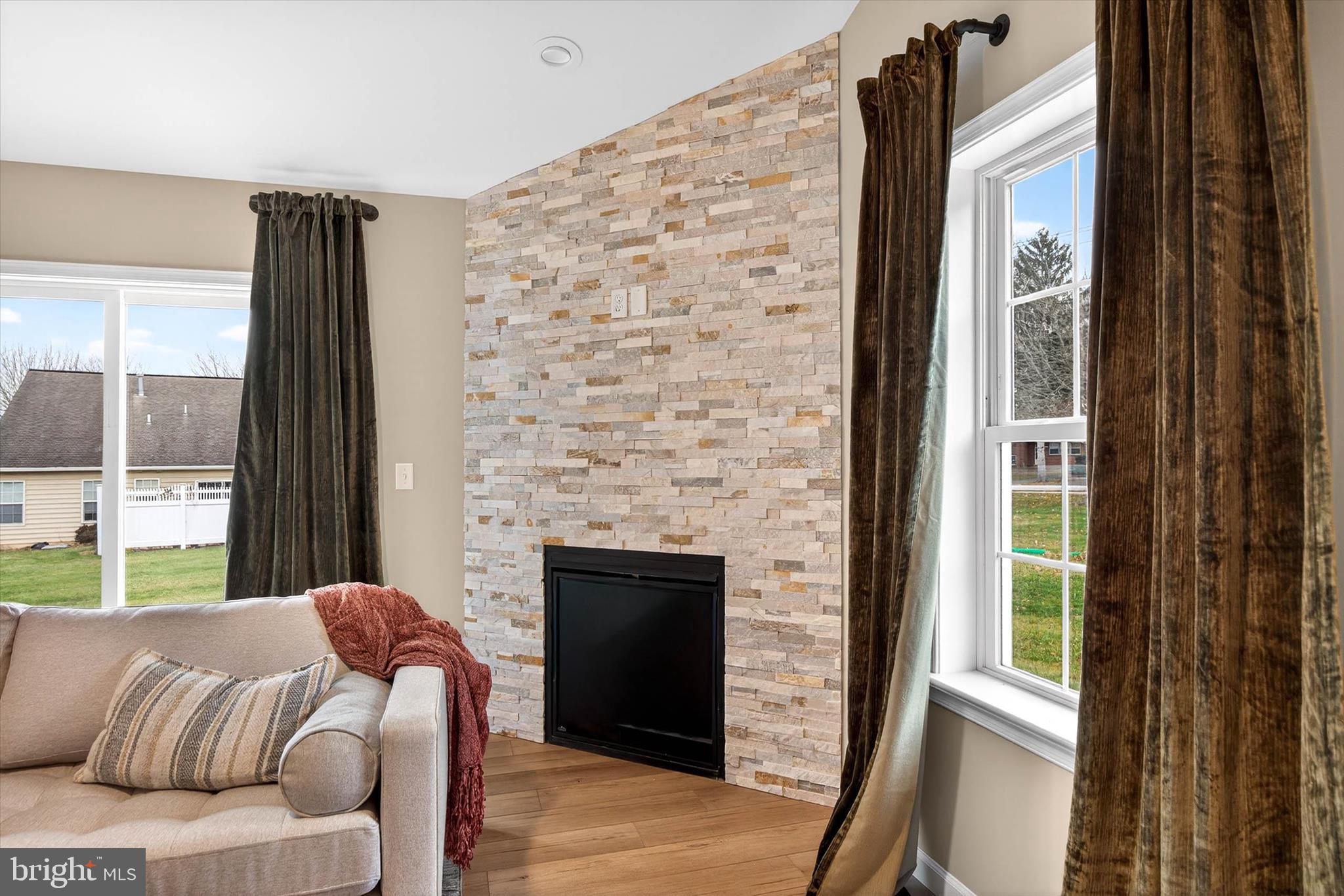 SOUTHERN VILLAGE - Residential