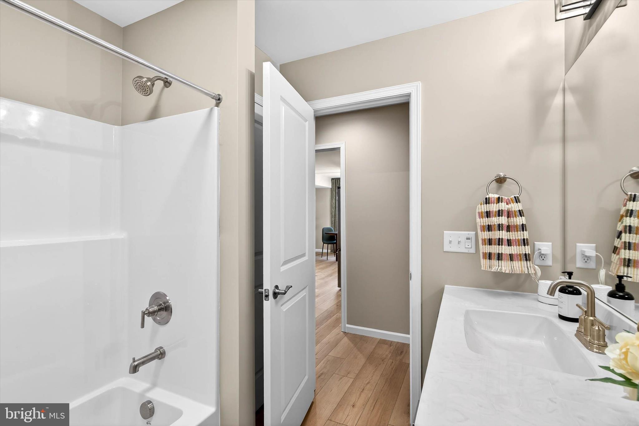 SOUTHERN VILLAGE - Residential