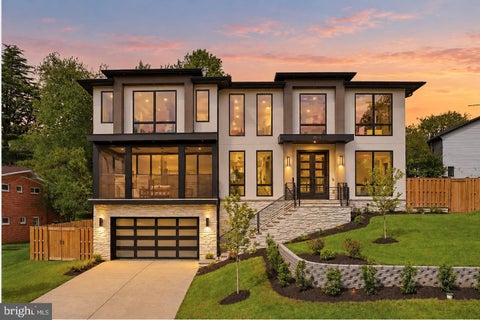Photo of 6514 Byrnes Drive, MCLEAN, VA 22101 (MLS # VAFX2348230)