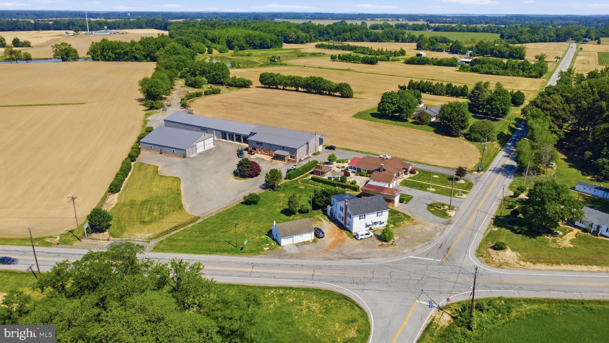 WORTON - Commercial Sale