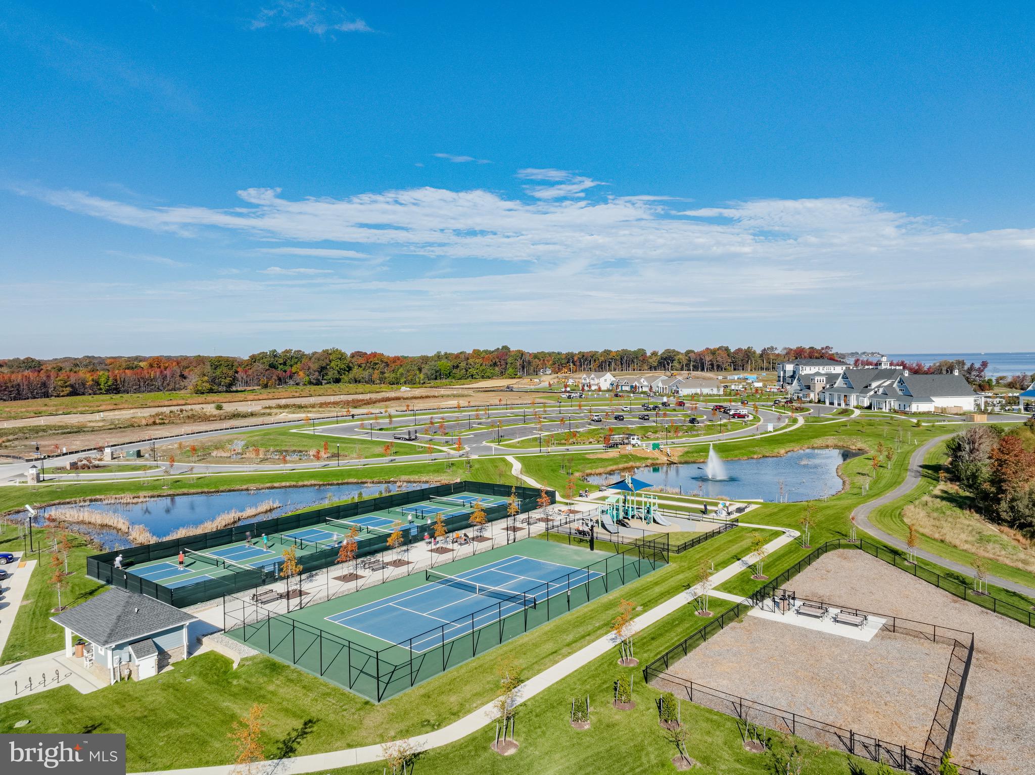 FOUR SEASONS AT KENT ISLAND - Residential
