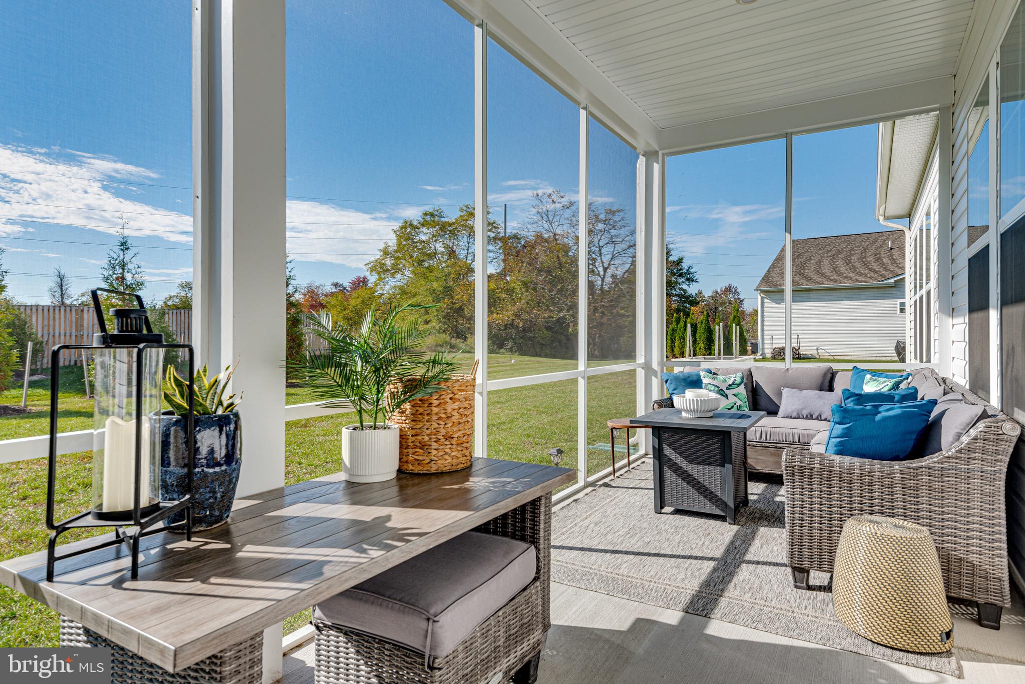 FOUR SEASONS AT KENT ISLAND - Residential