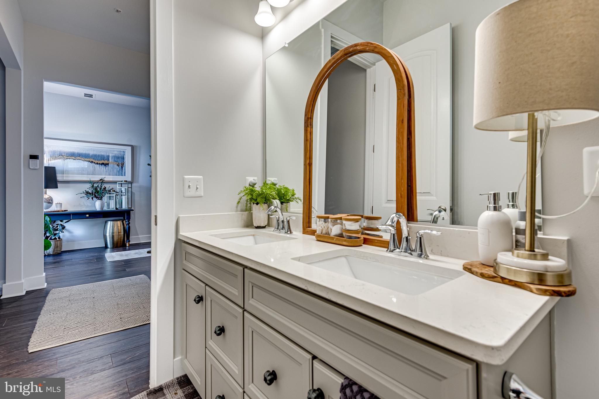 FOUR SEASONS AT KENT ISLAND - Residential