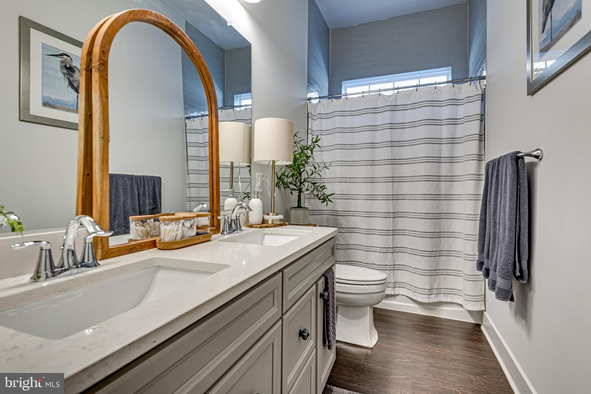 FOUR SEASONS AT KENT ISLAND - Residential