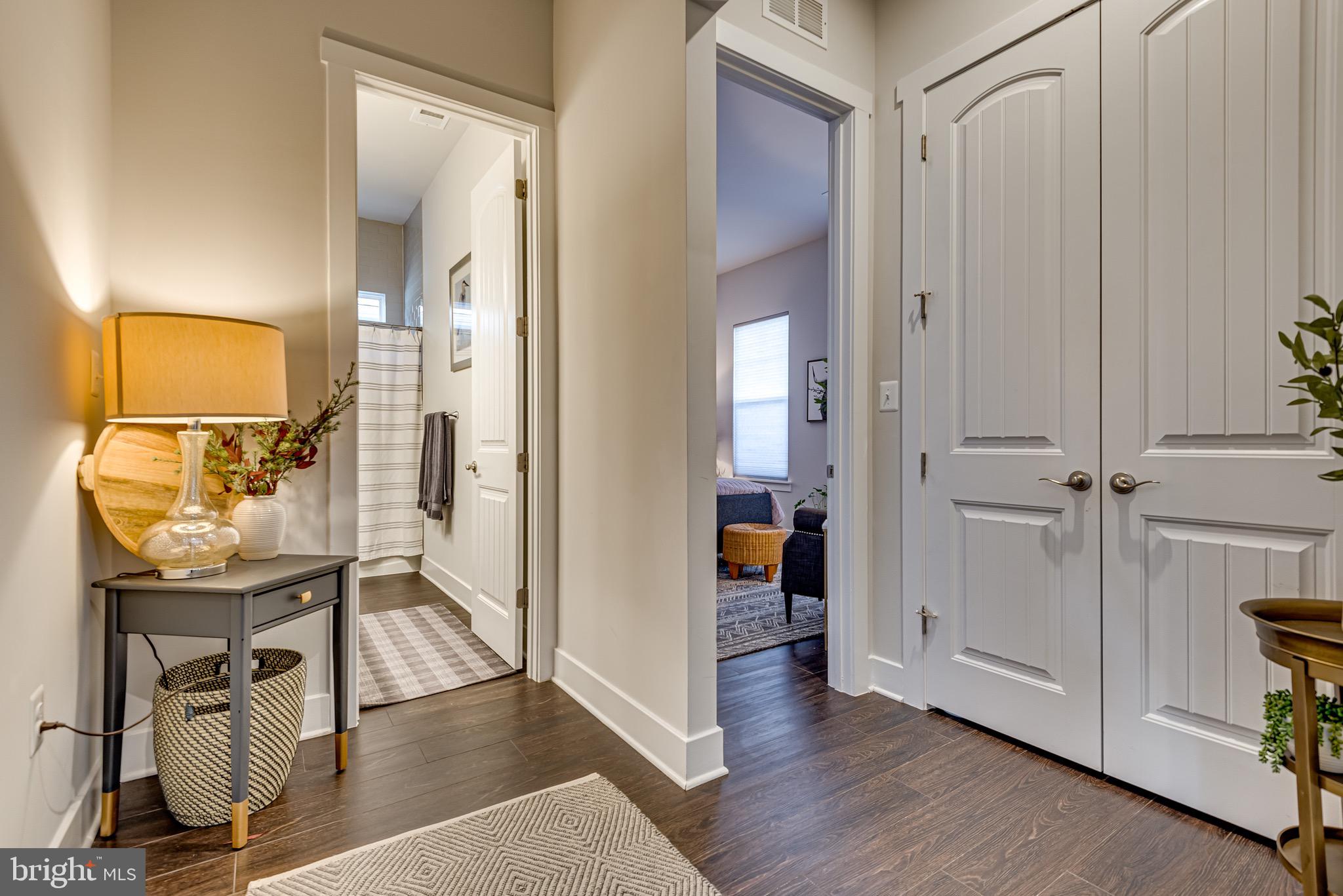 FOUR SEASONS AT KENT ISLAND - Residential