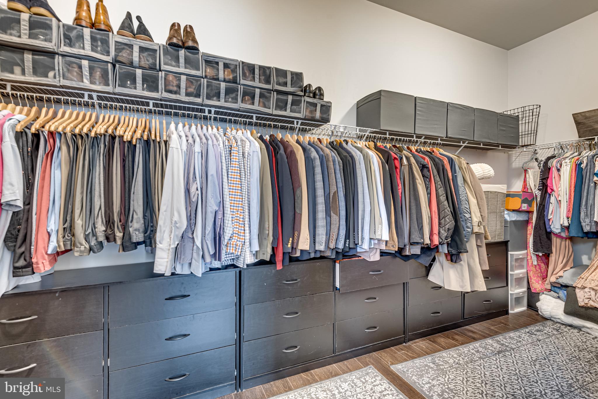 FOUR SEASONS AT KENT ISLAND - Residential