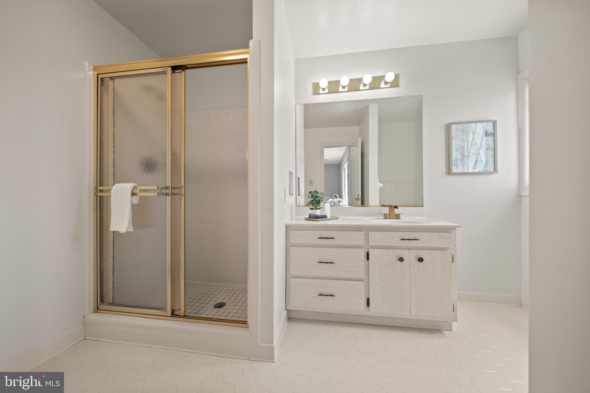 EVERMAY - Residential