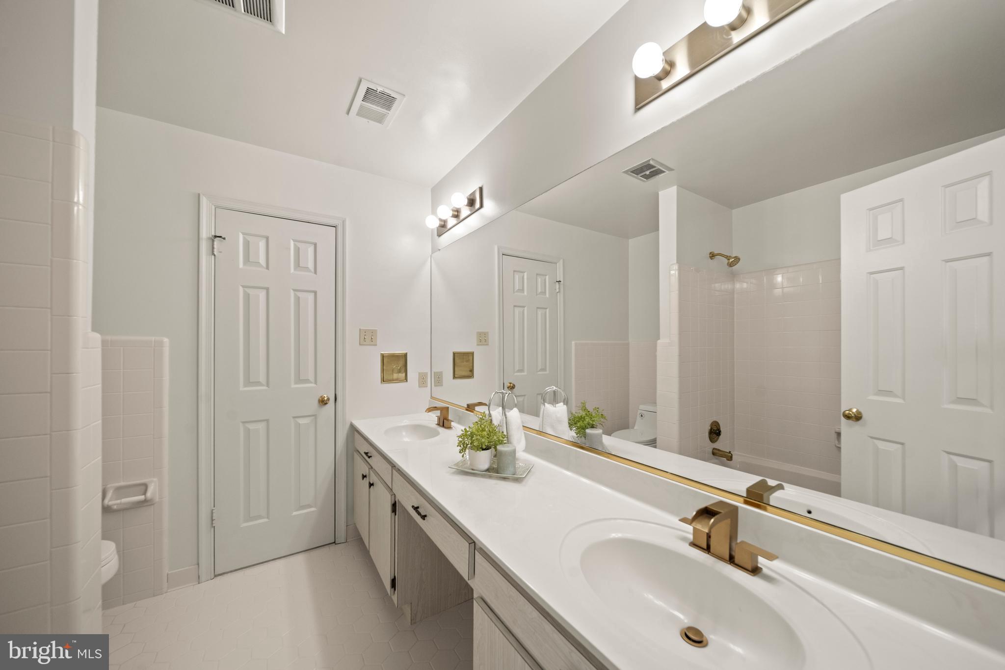 EVERMAY - Residential