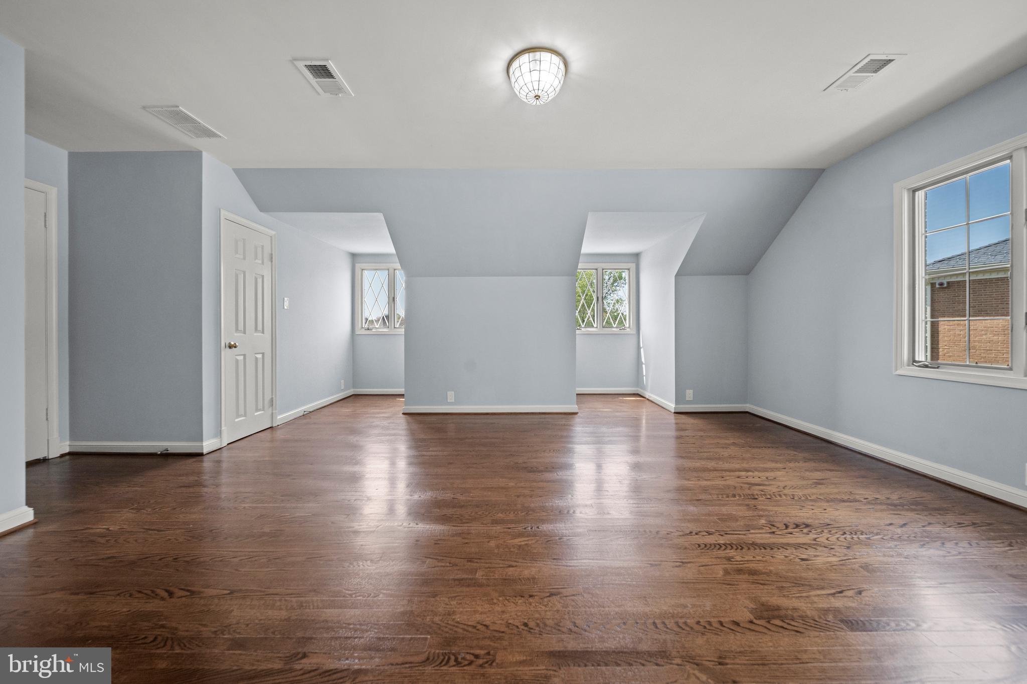 EVERMAY - Residential