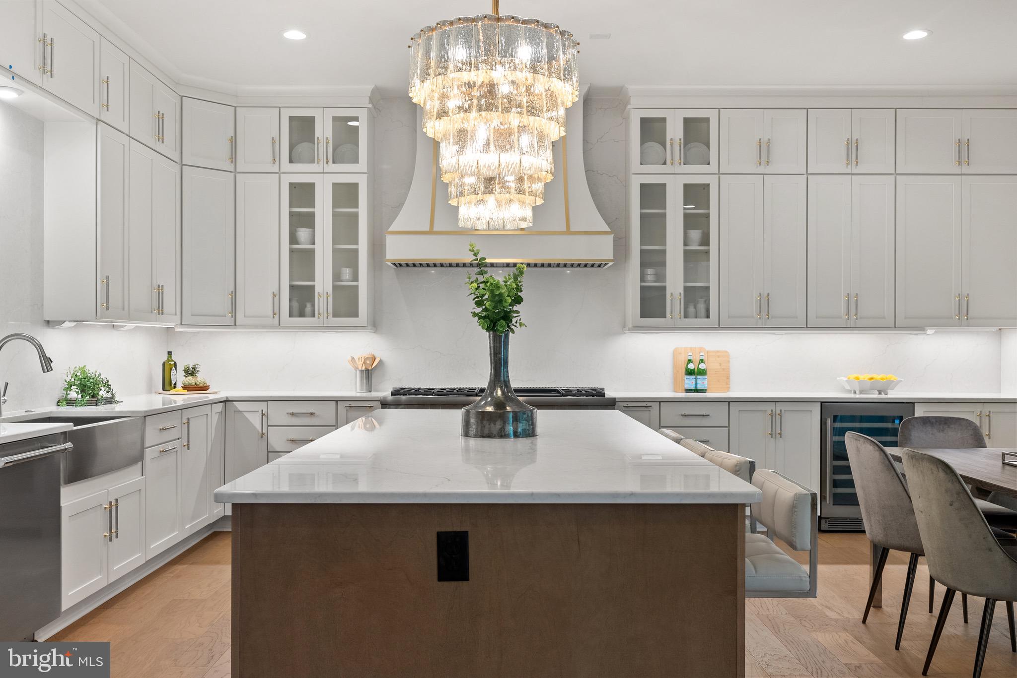 OVERLOOK ACRES - Residential