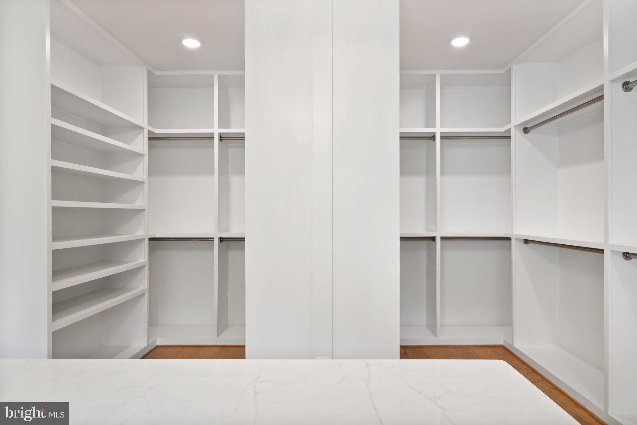 OVERLOOK ACRES - Residential