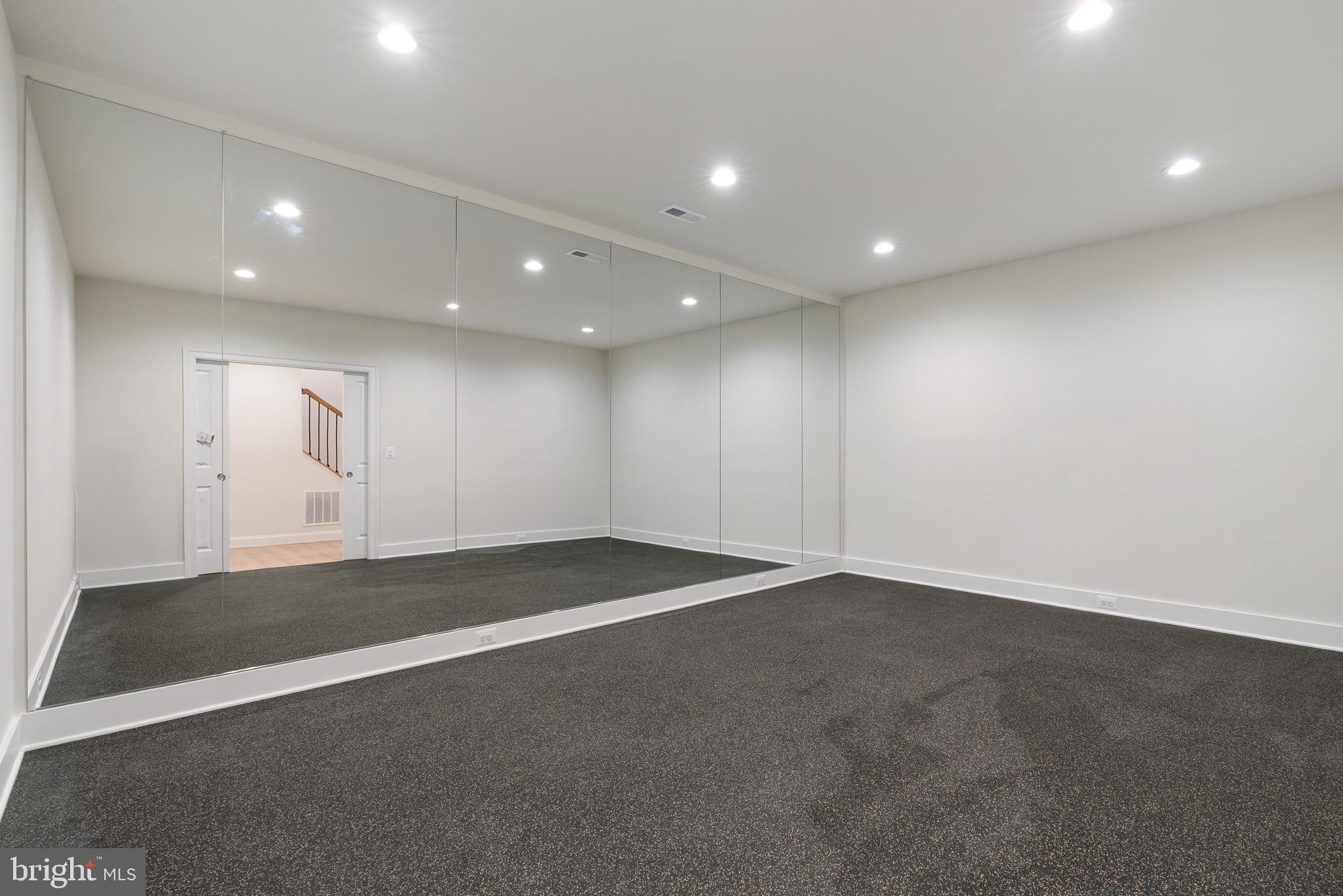 OVERLOOK ACRES - Residential