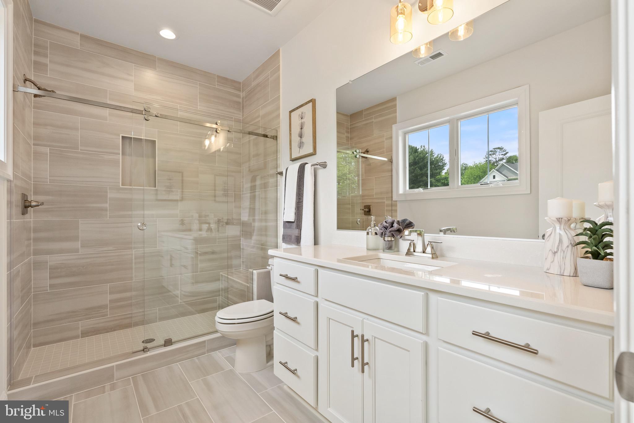 OVERLOOK ACRES - Residential