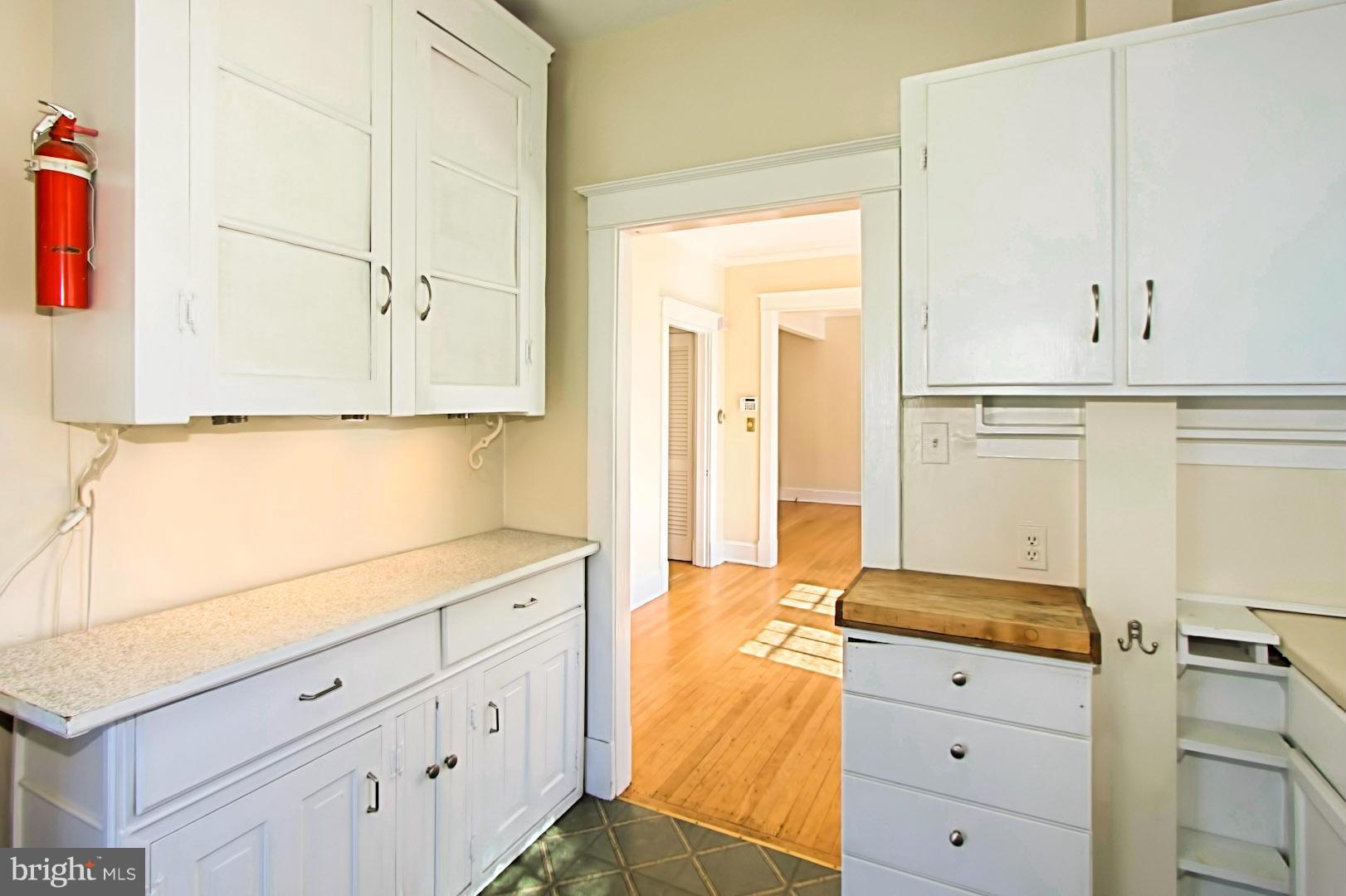 AURORA HILLS - Residential Lease