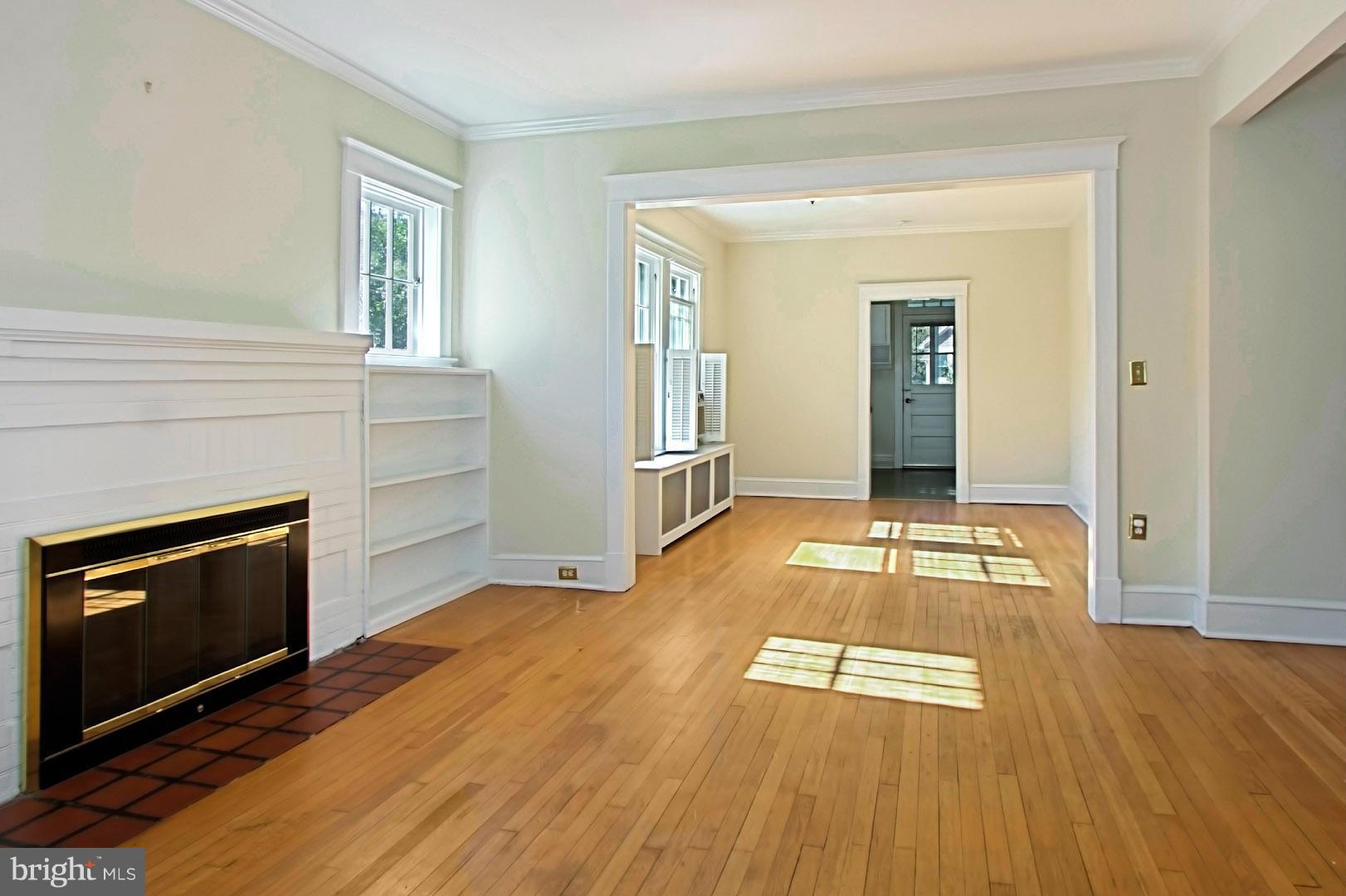 AURORA HILLS - Residential Lease