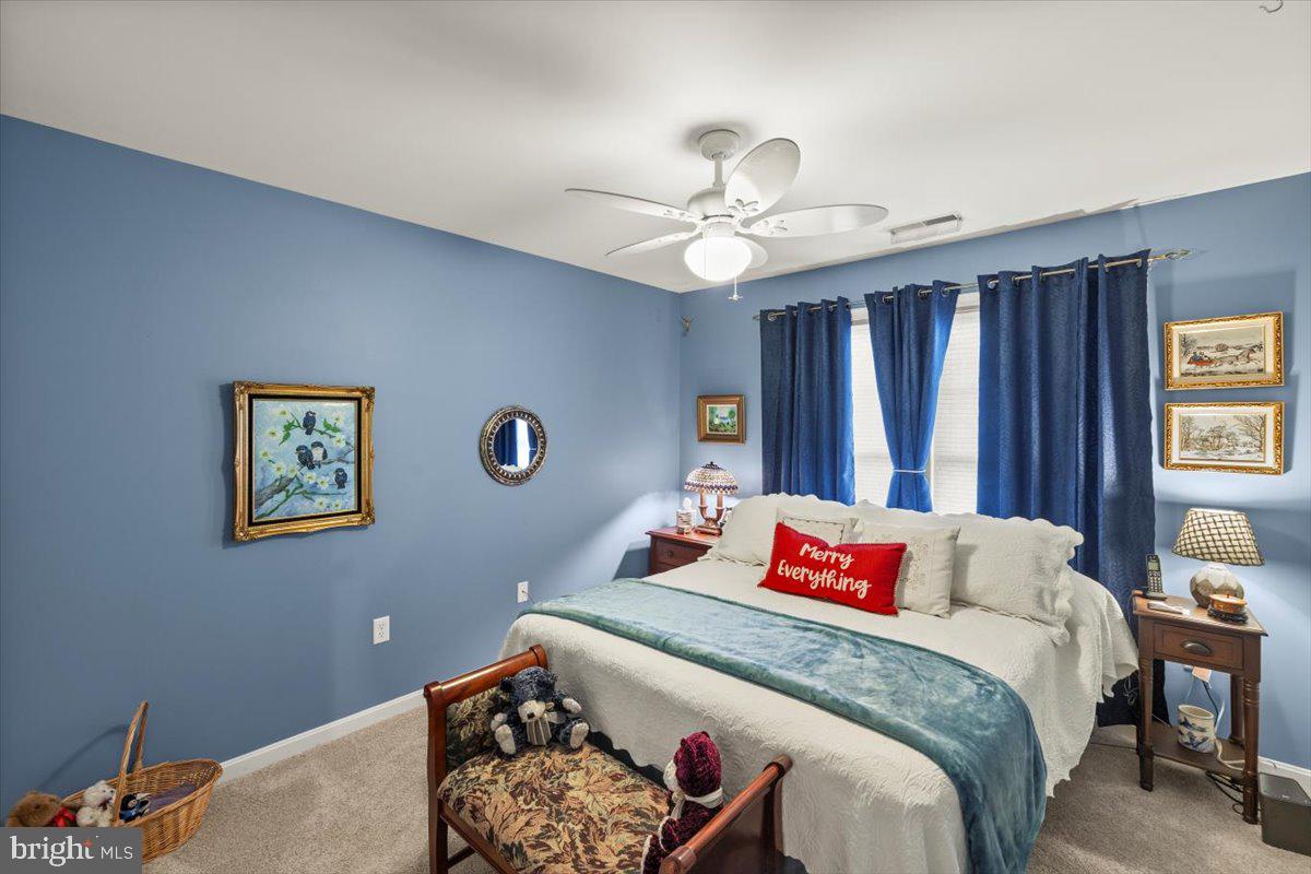 TWIN LAKES WEST - Residential