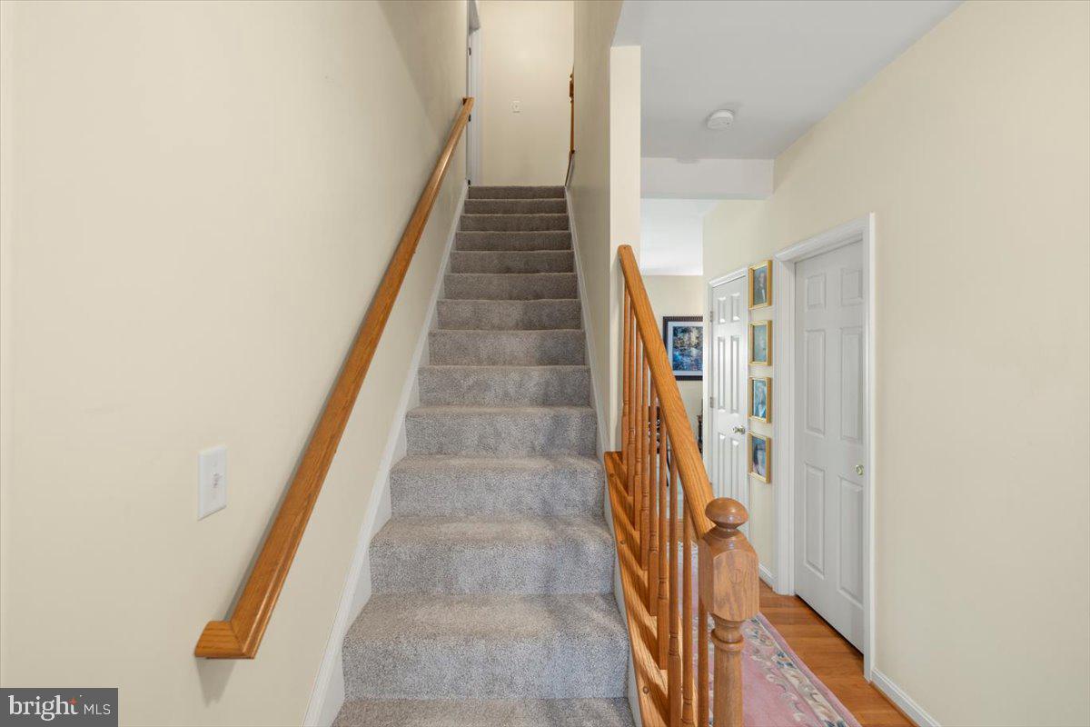 TWIN LAKES WEST - Residential