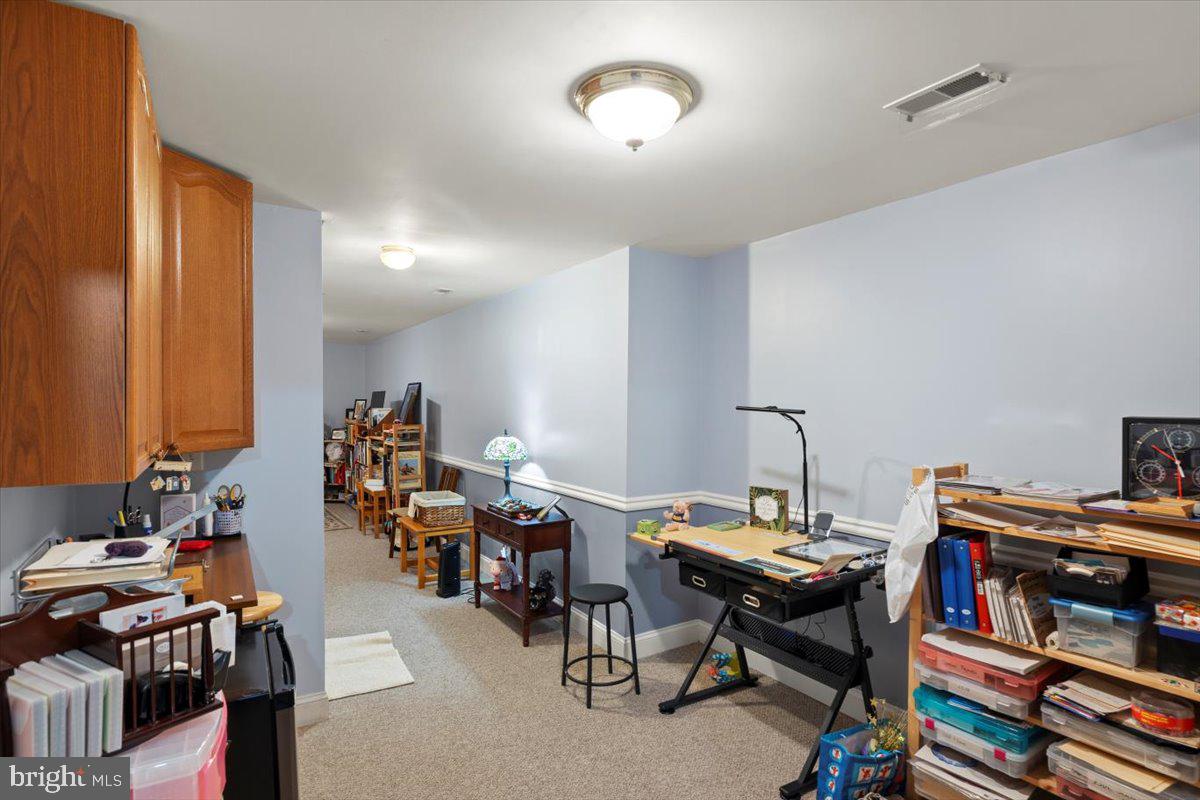 TWIN LAKES WEST - Residential