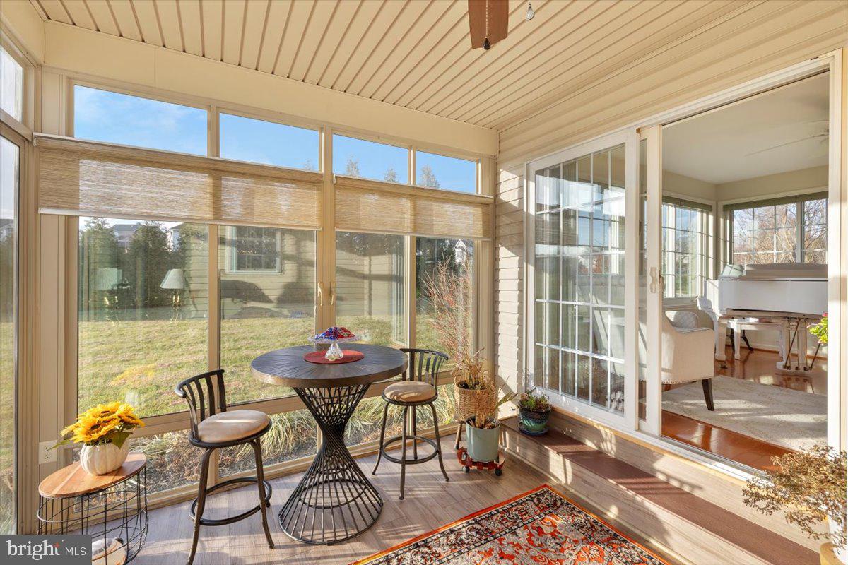 TWIN LAKES WEST - Residential