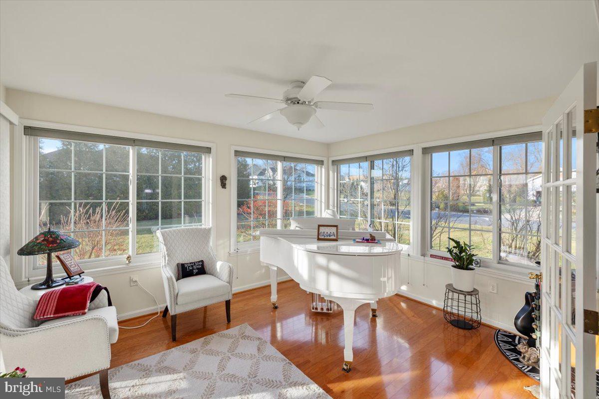 TWIN LAKES WEST - Residential