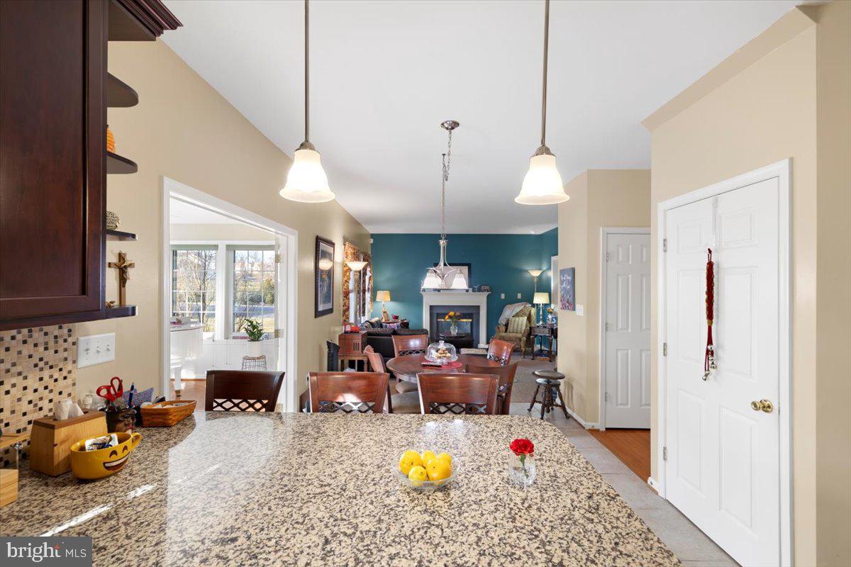 TWIN LAKES WEST - Residential