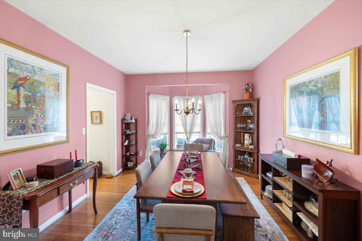 TWIN LAKES WEST - Residential