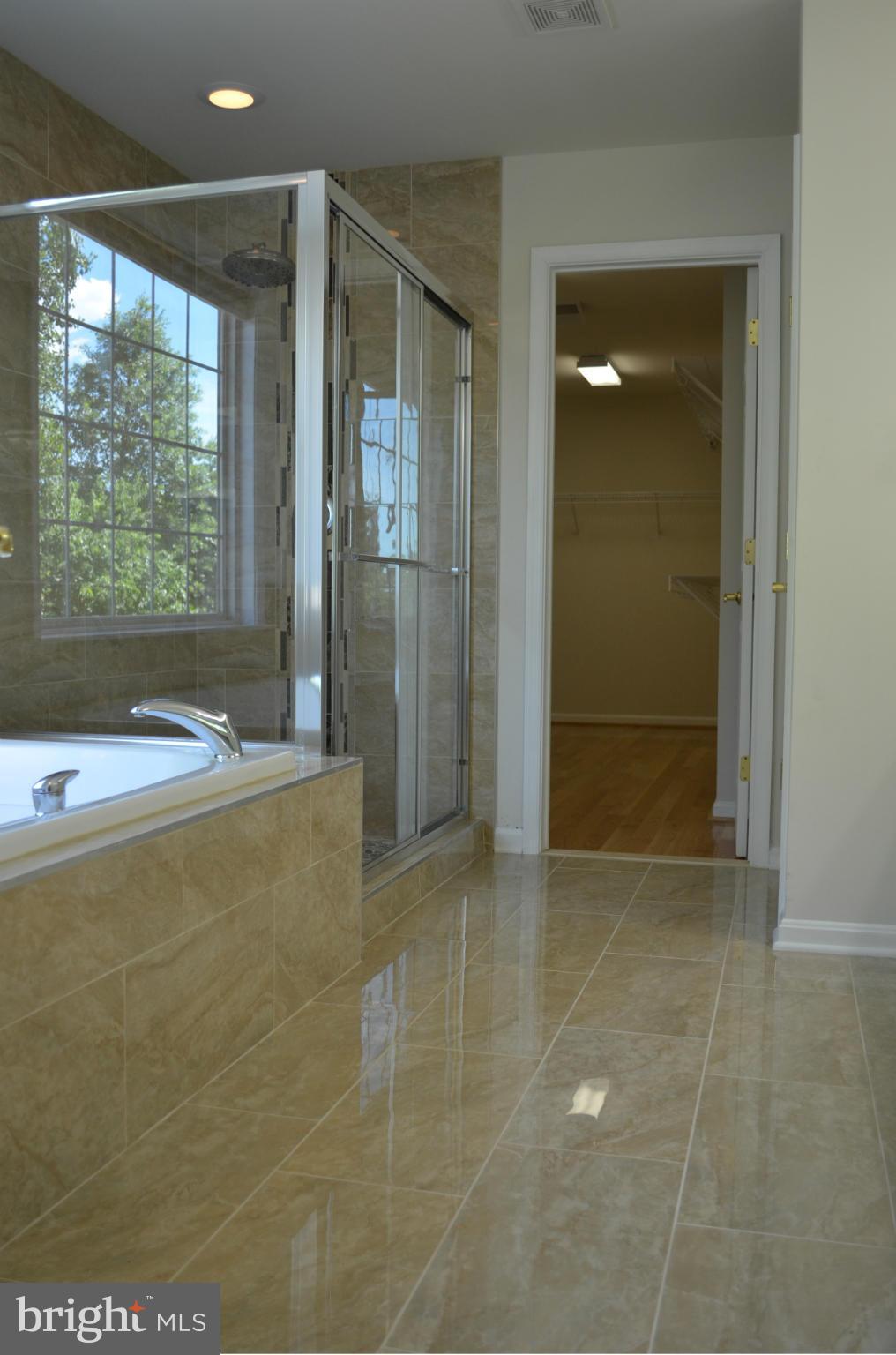 HEATHERBROOK - Residential Lease