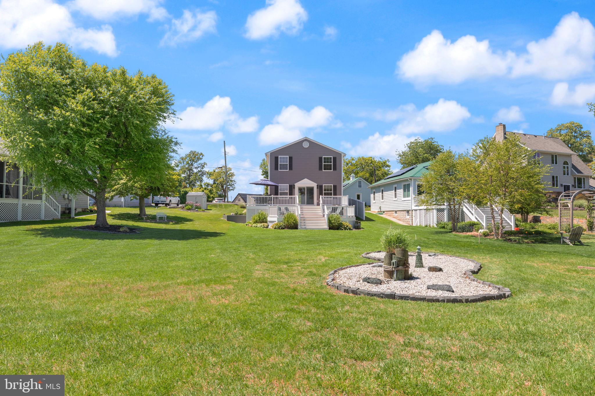BARRISON POINT - Residential