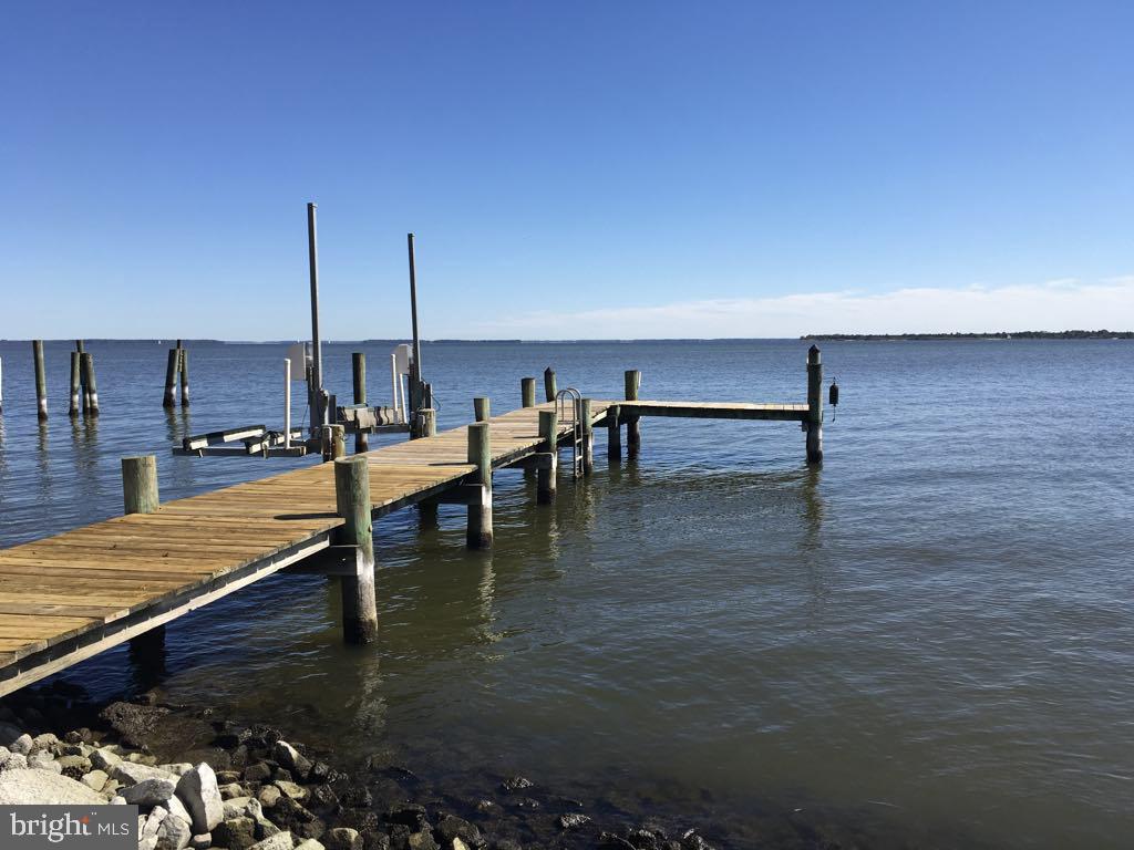 BARRISON POINT - Residential
