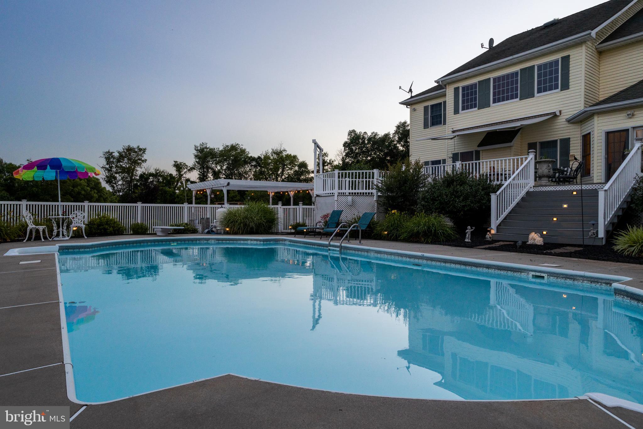 GENEVA FARM - Residential