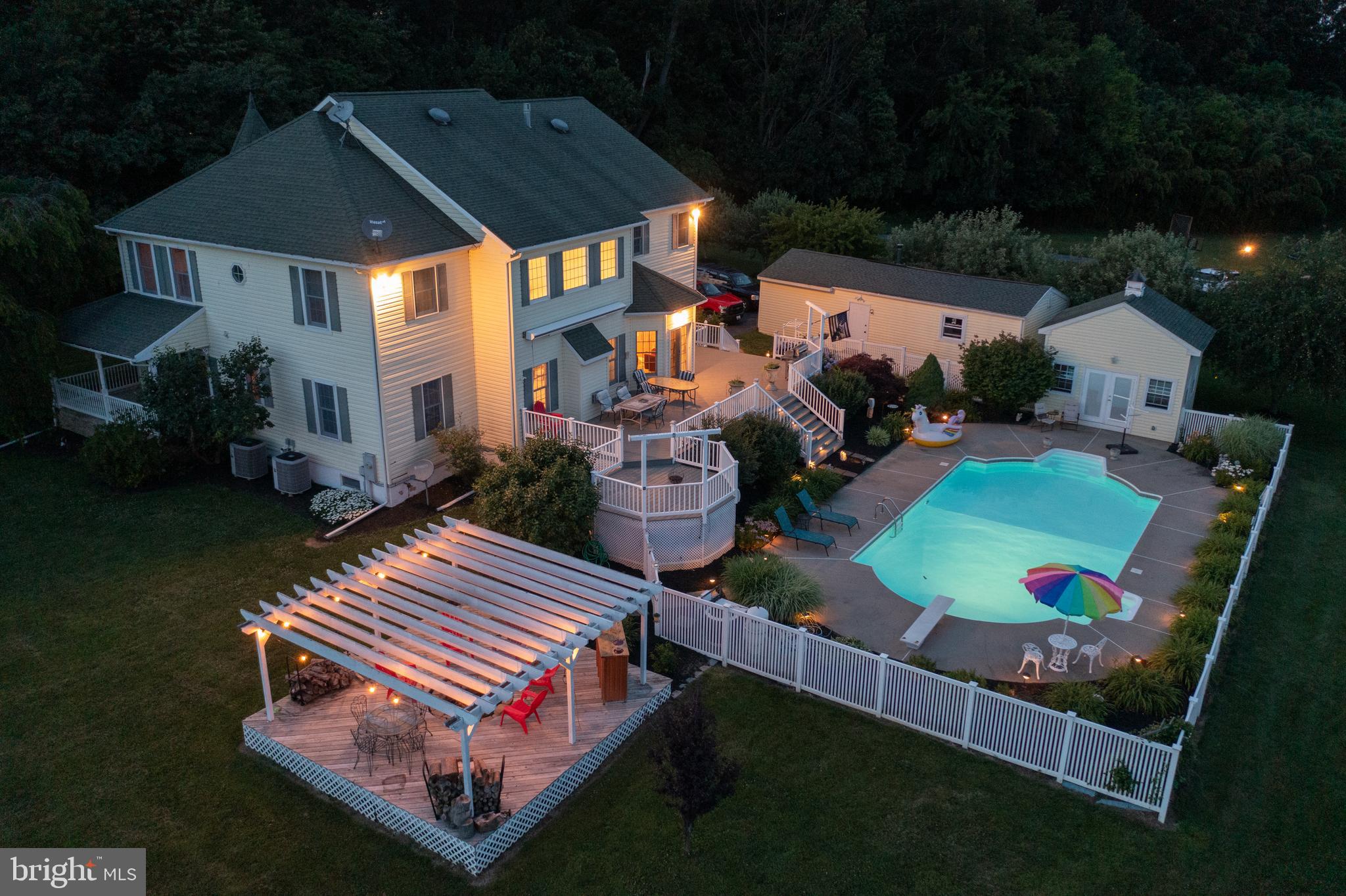 GENEVA FARM - Residential