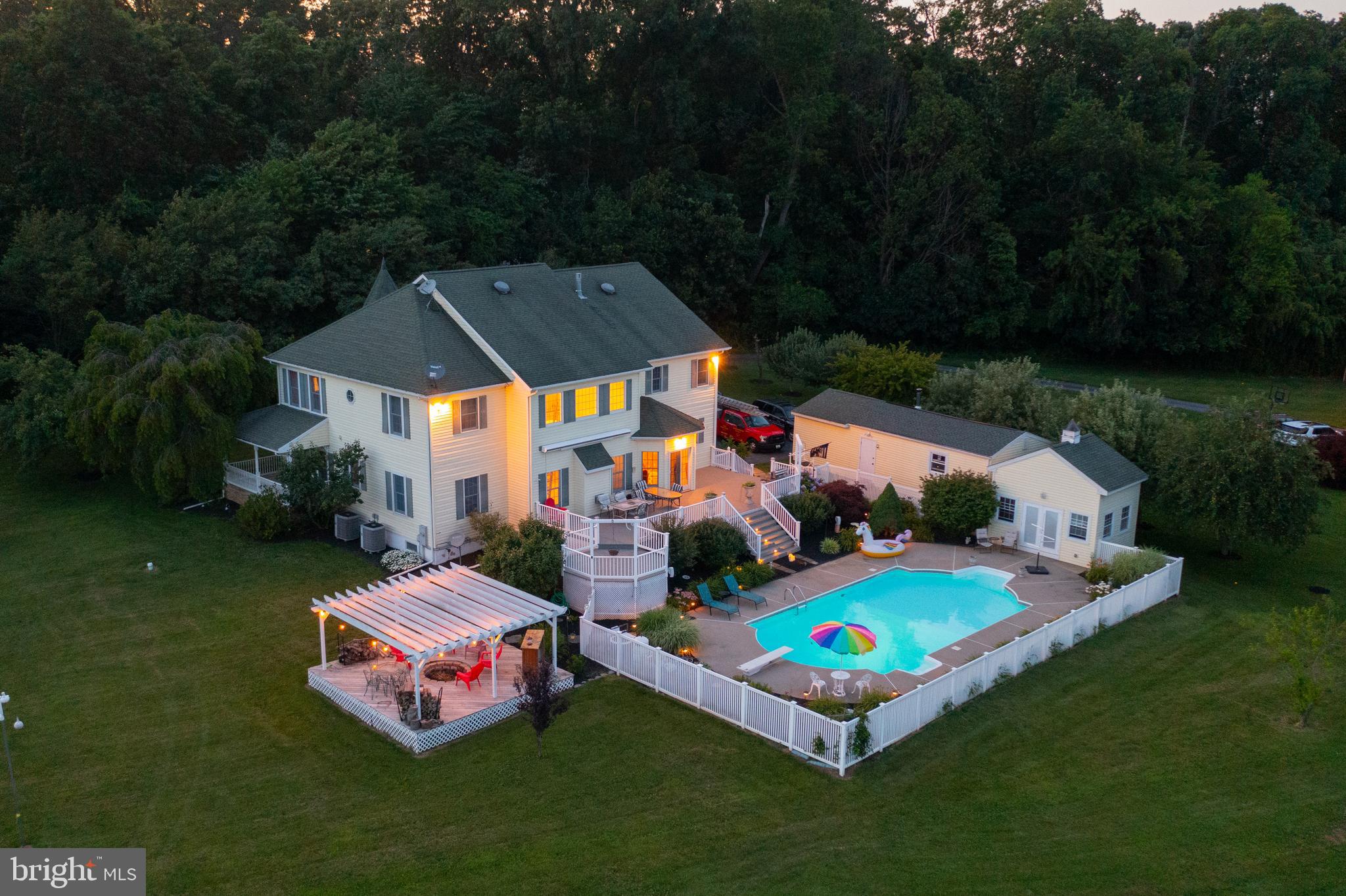 GENEVA FARM - Residential