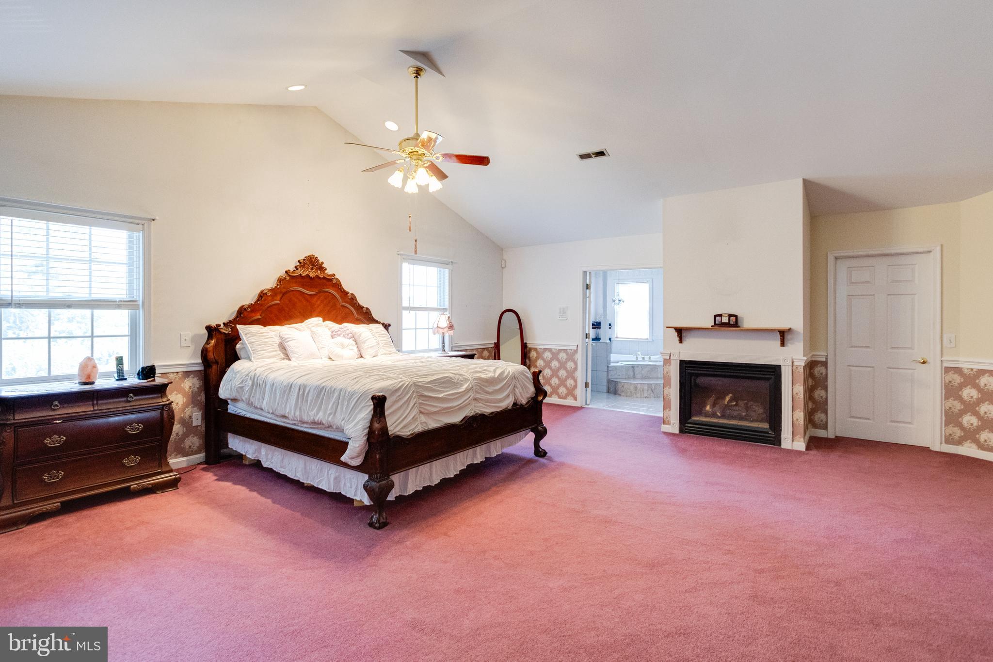 GENEVA FARM - Residential