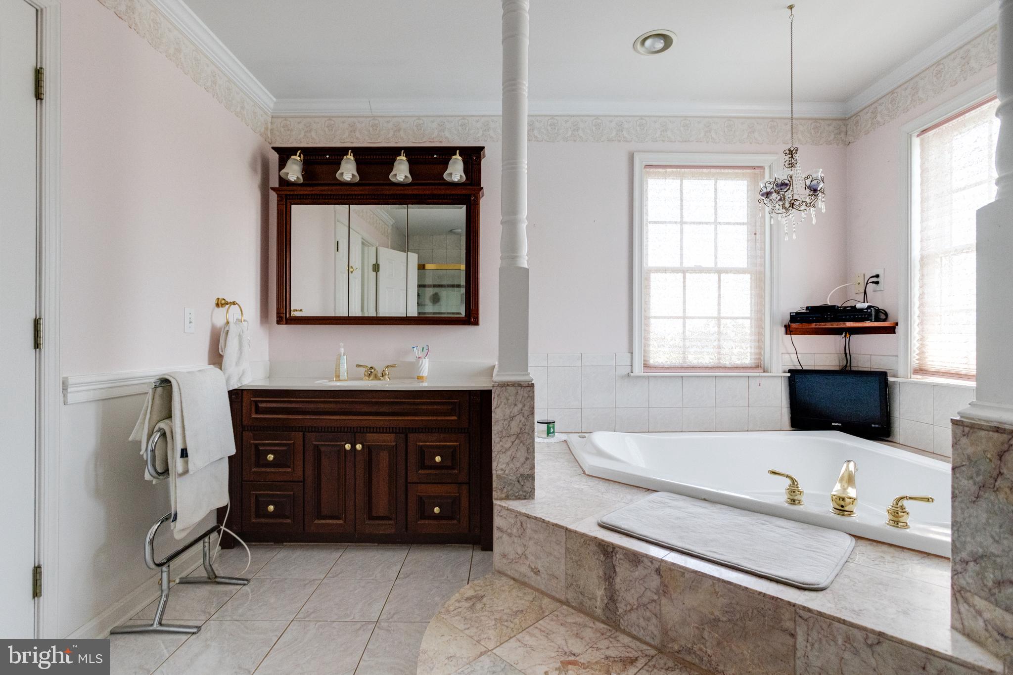 GENEVA FARM - Residential