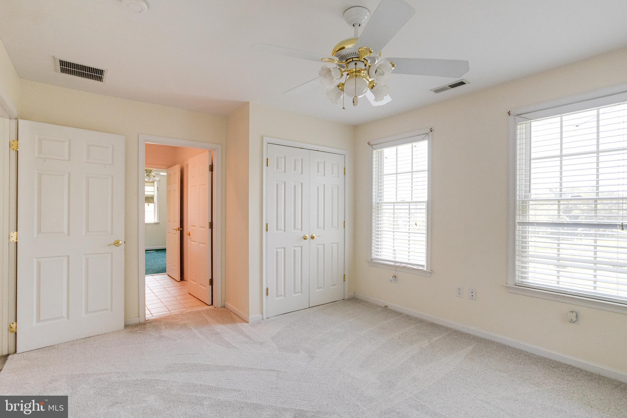 GENEVA FARM - Residential