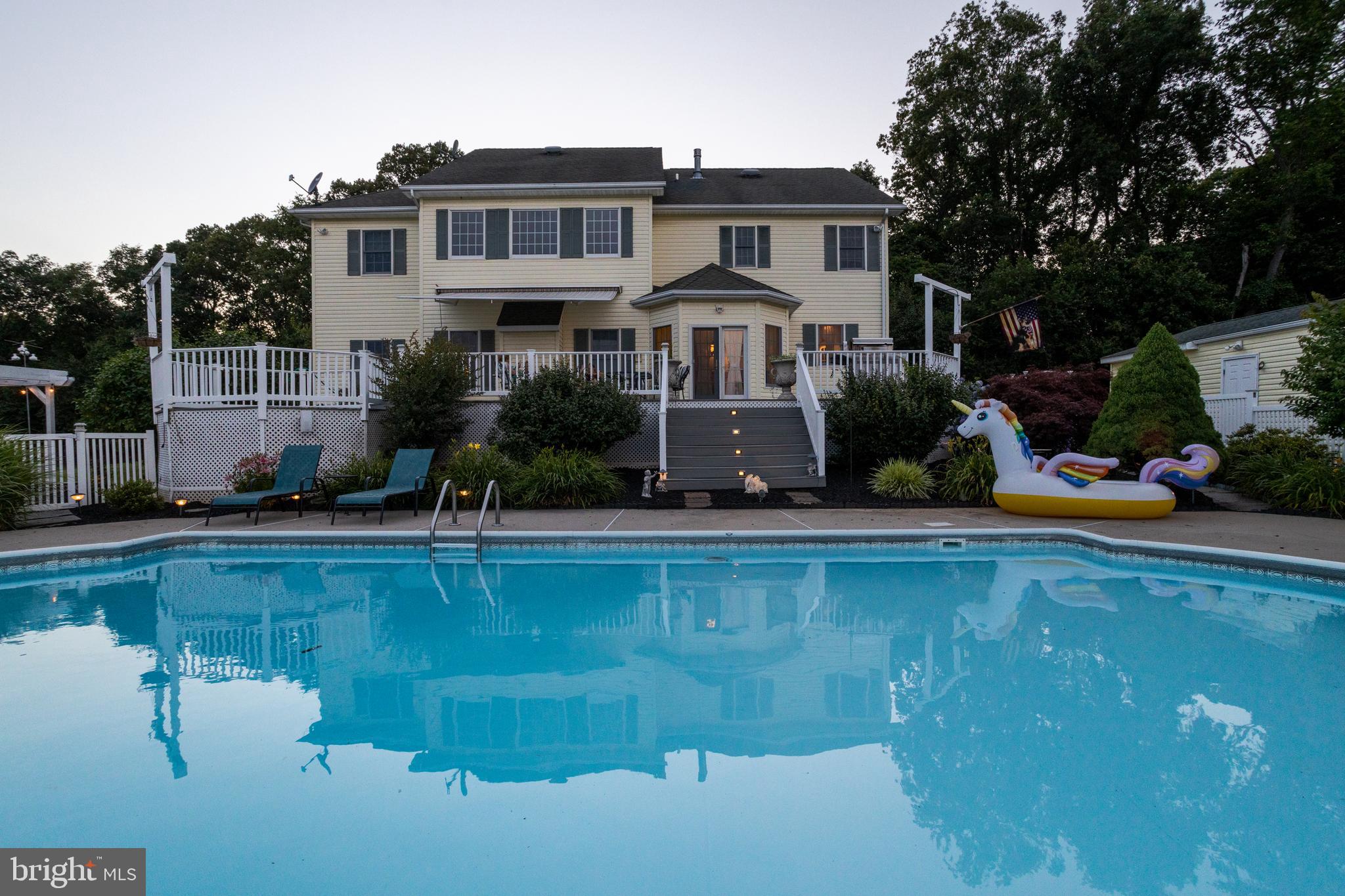 GENEVA FARM - Residential