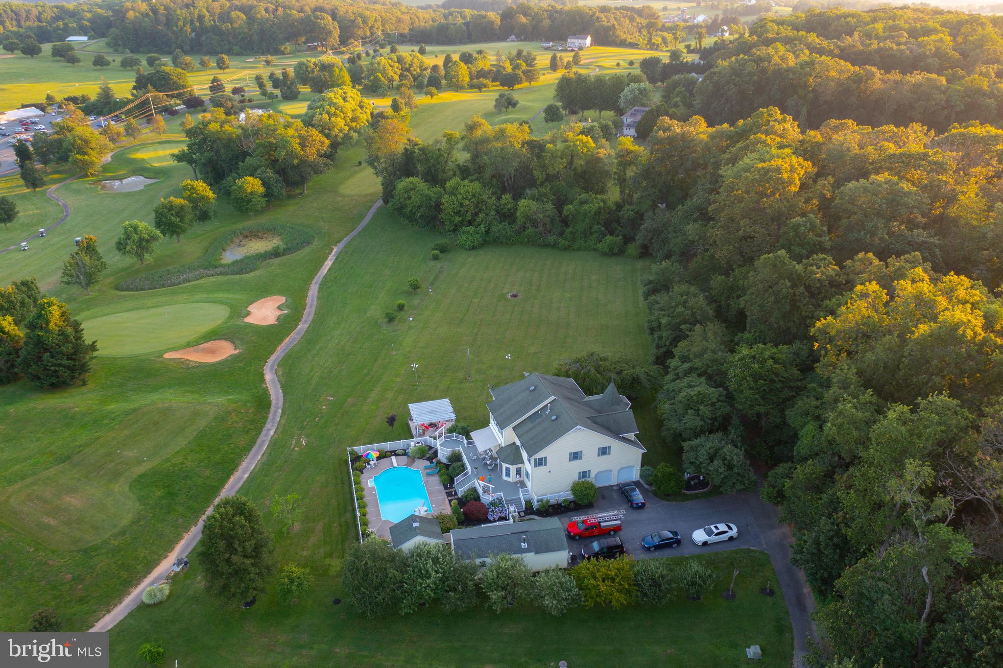 GENEVA FARM - Residential