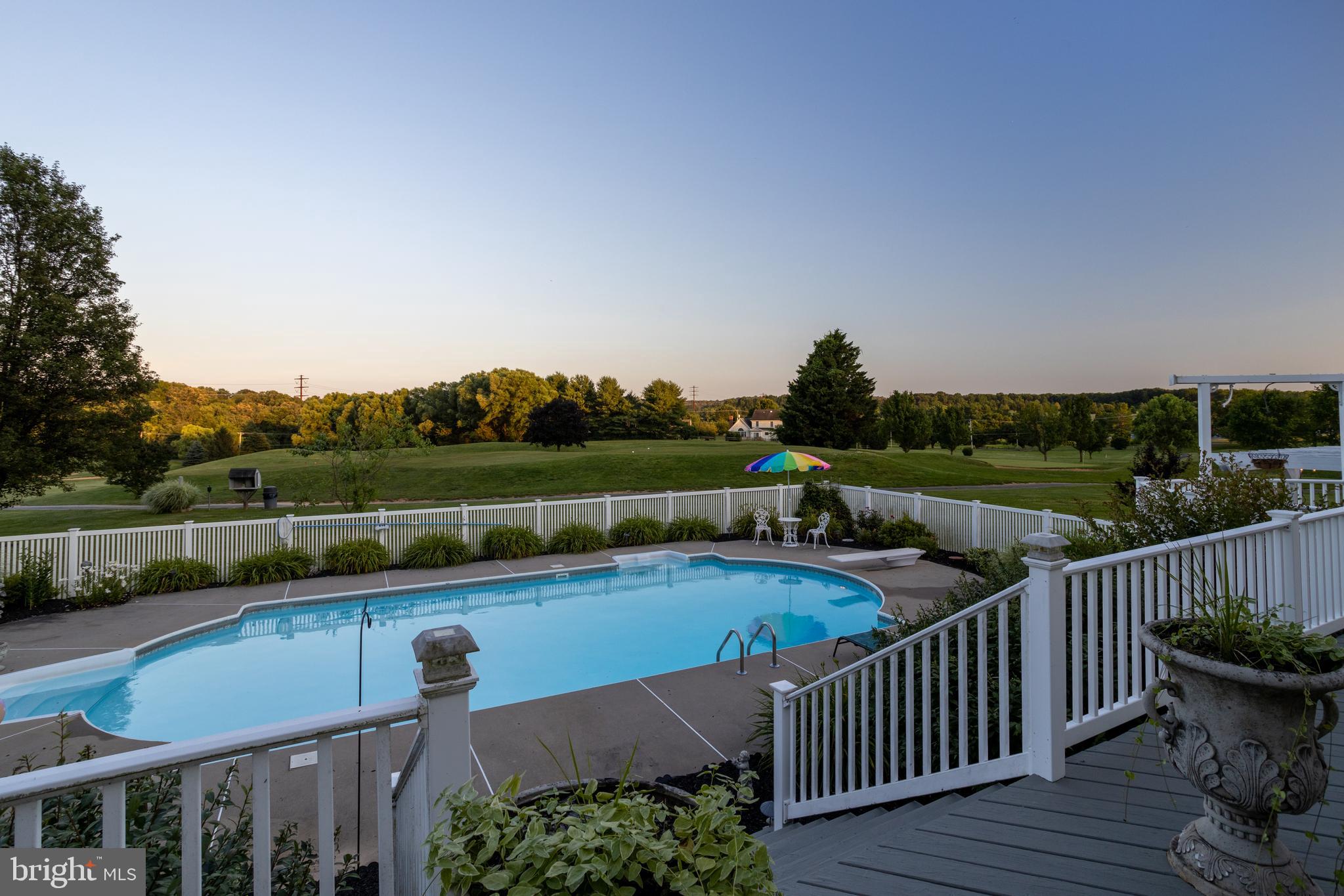 GENEVA FARM - Residential