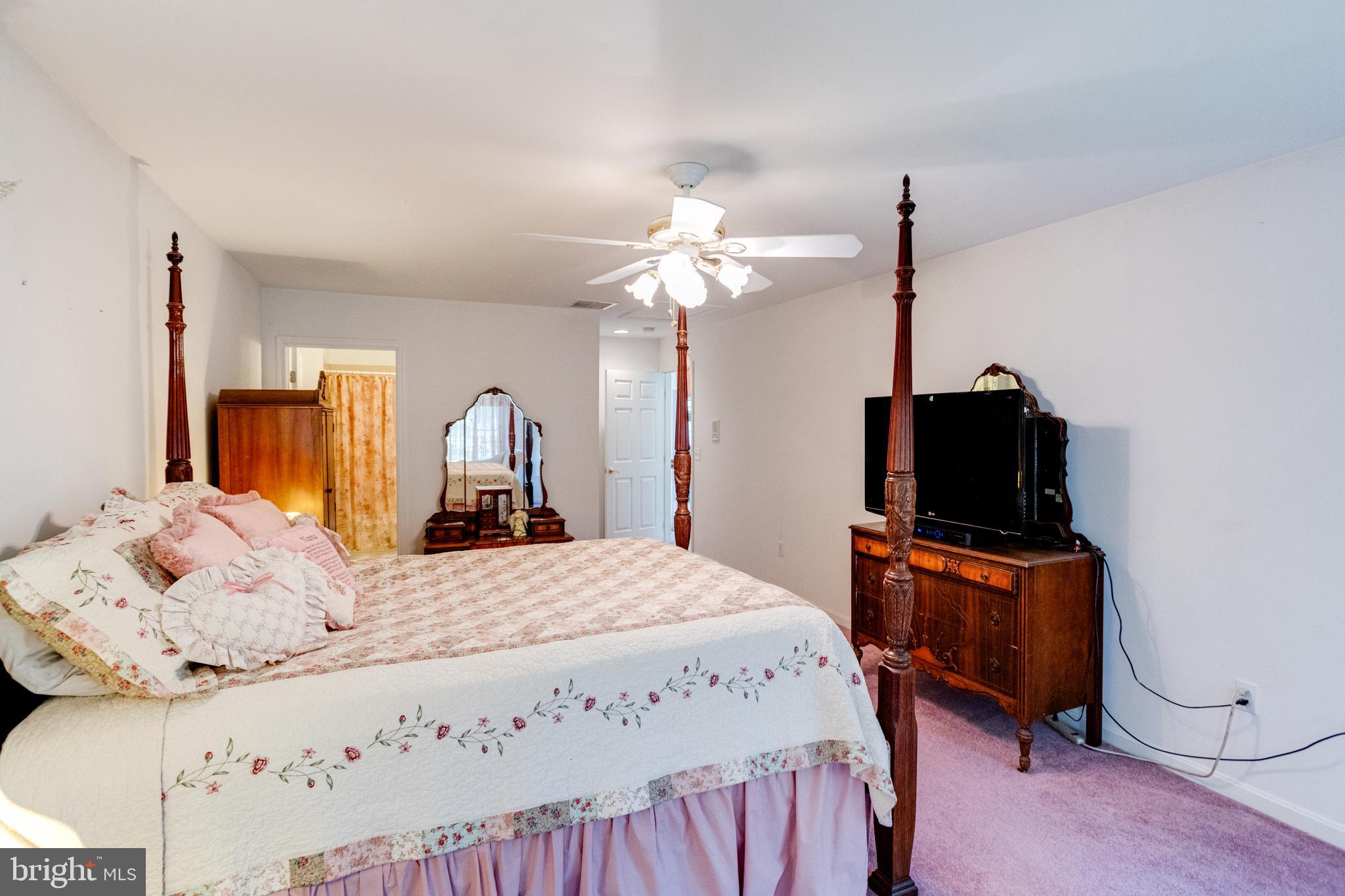 GENEVA FARM - Residential